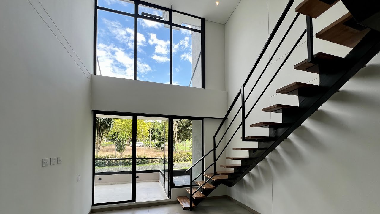 VENTA APARTA-ESTUDIO DUPLEX LUJOSO EDIFICIO CERRITOS PEREIRA