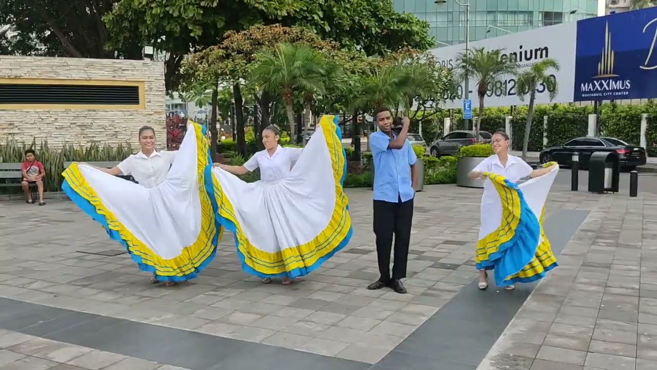 Homenaje a Guayaquil