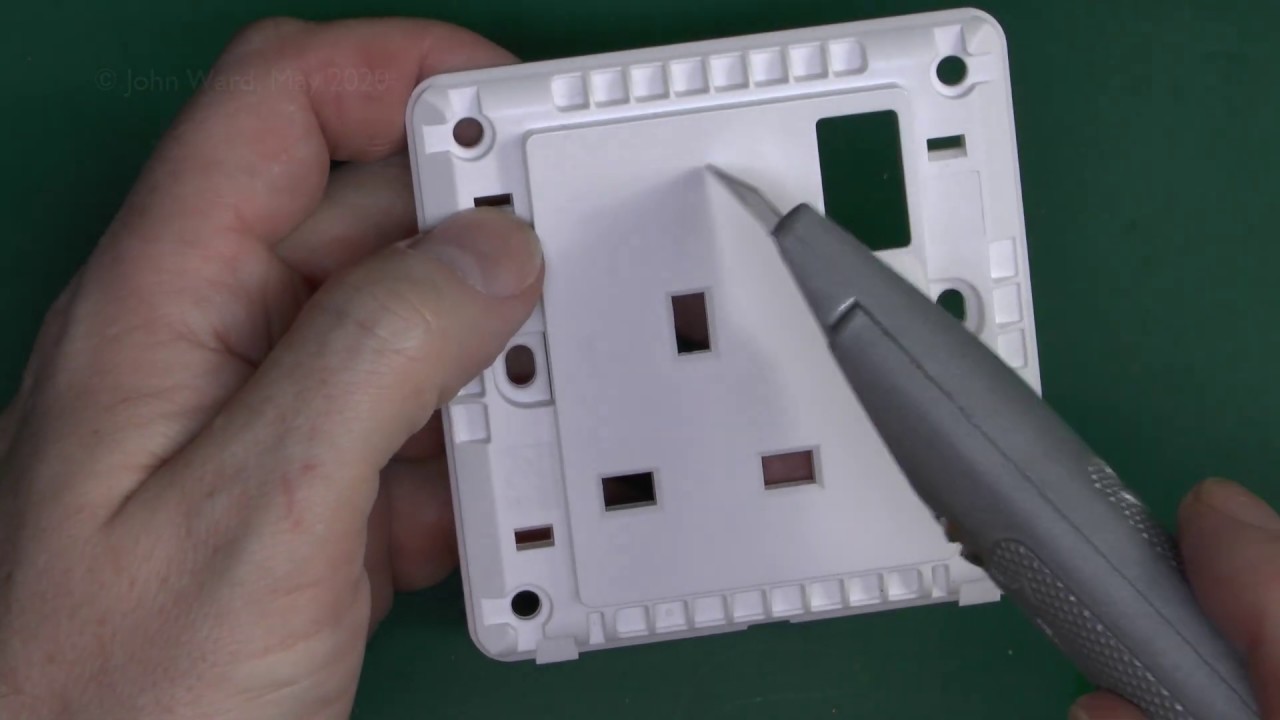 MK Sockets Dismantled (Logic Plus, Essentials)