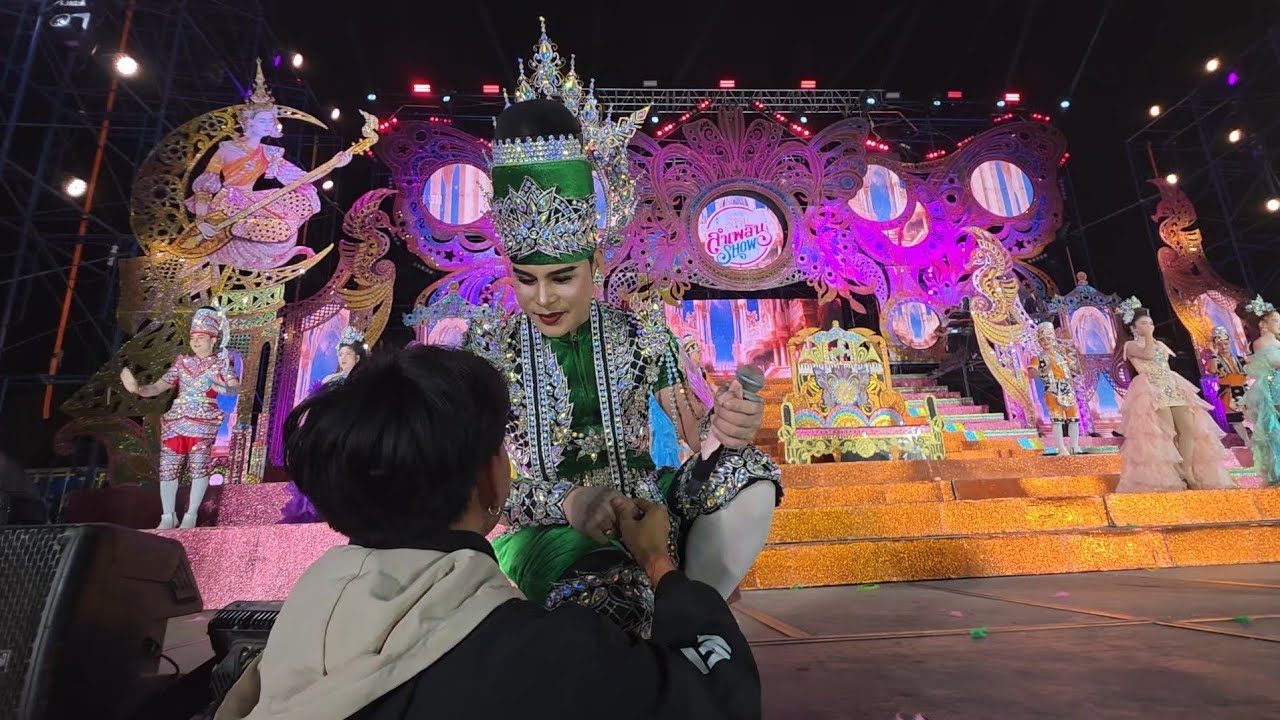 คิดไม่ถึง จะเจอพระเอกน้อยคนนี้มาให้กำลังใจมานะและพี่ๆถึงหน้าเวที#สาวน้อยลำเพลินshow 