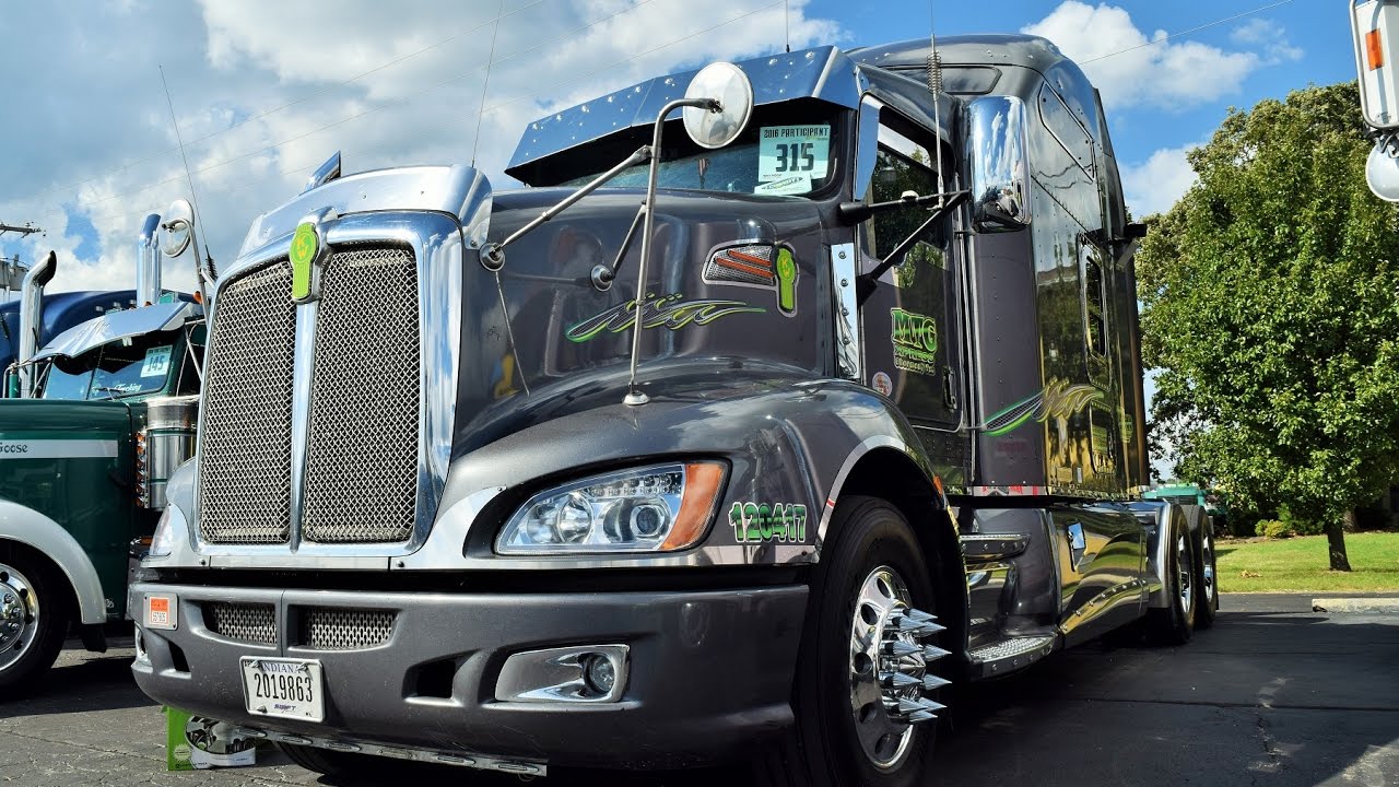 'The Mothership' 2012 Kenworth T660