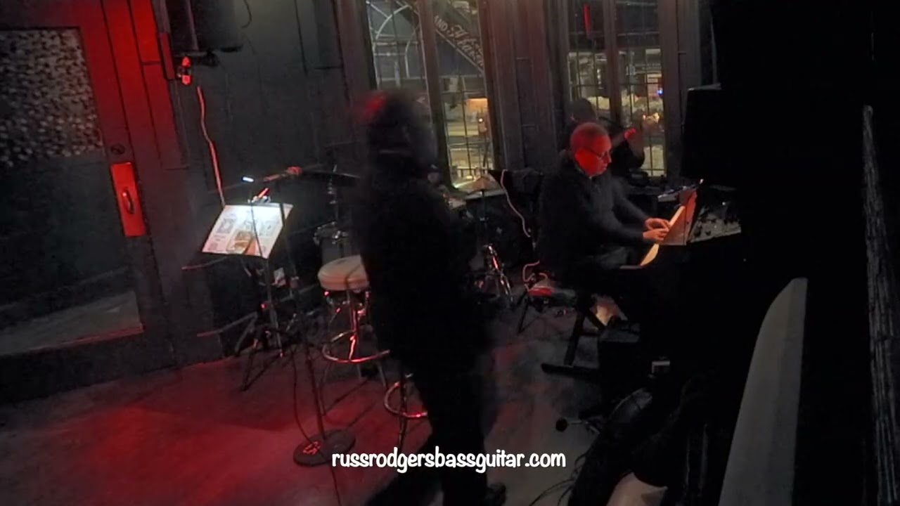 Peter Edelman Trio - Straighten Up And Fly Right