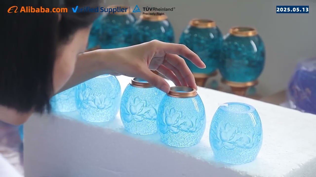 Liuli Glass Factory | OEM ODM Crystal Crafts Manufacturer with 20+ Years Experience