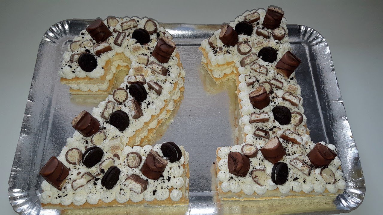 NUMBER CAKE OU GATEAU CHIFFRE GÉNOISE ET KINDER