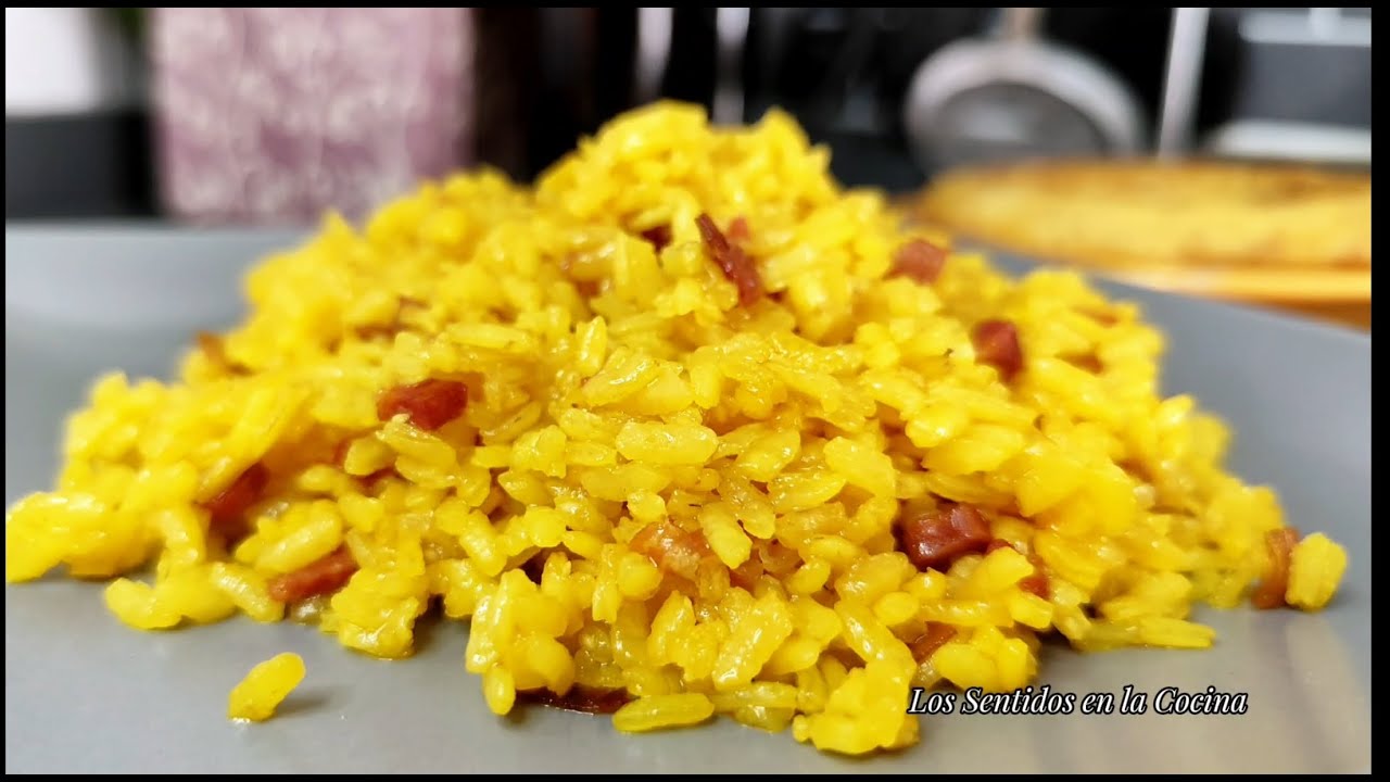 Arroz de cocido con CHORIZO Y JAMON.  Comida de aprovechamiento.