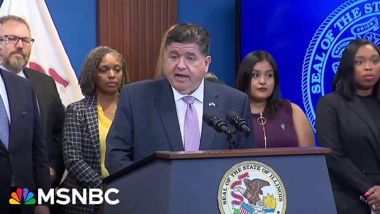 Illinois Gov. Pritzker responds after armed agents patrol downtown Chicago