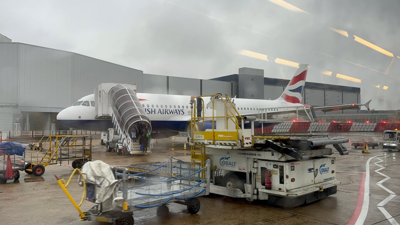 Sky Chronicles: London to Gothenburg Aboard British Airways A320 🌐✈️
