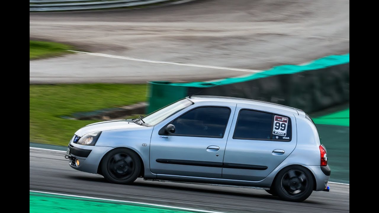 Algumas voltas em Interlagos no track day do dia 29/12/2021 da TRS Race Team - Clio 1.6 16v