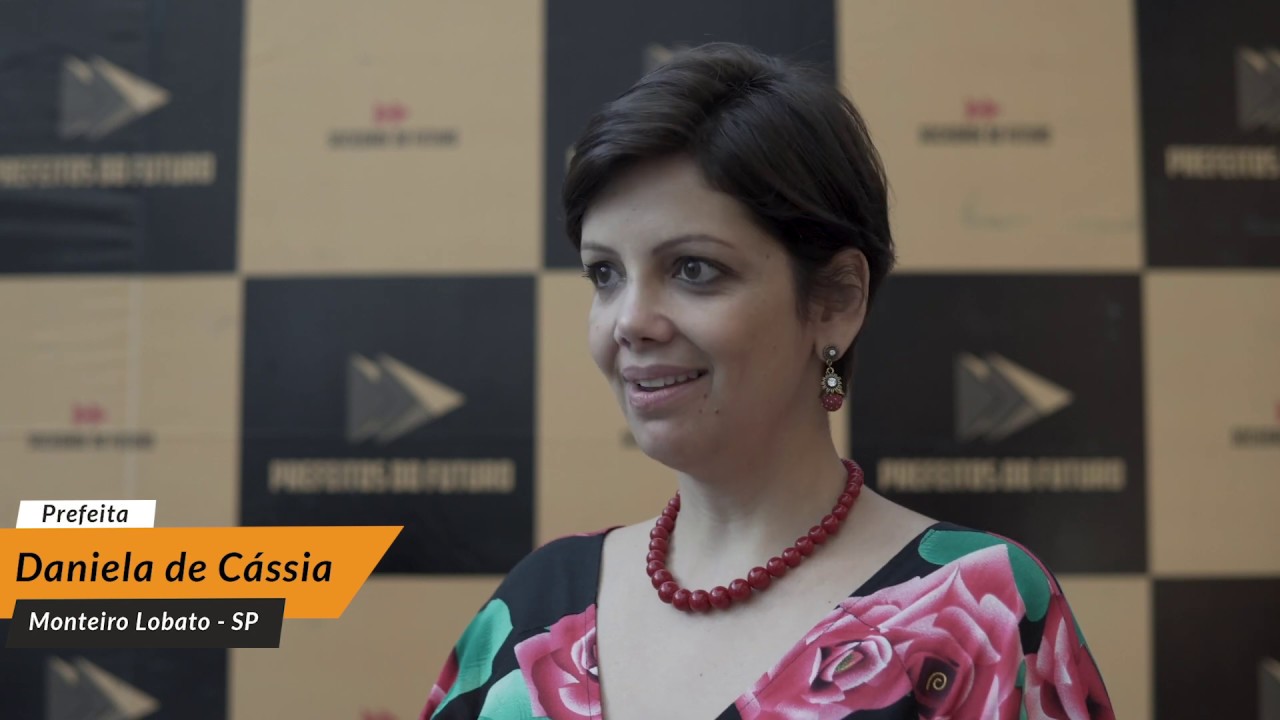 Prefeita Daniela de Cássia - Monteiro Lobato - SP - Prefeita do Futuro