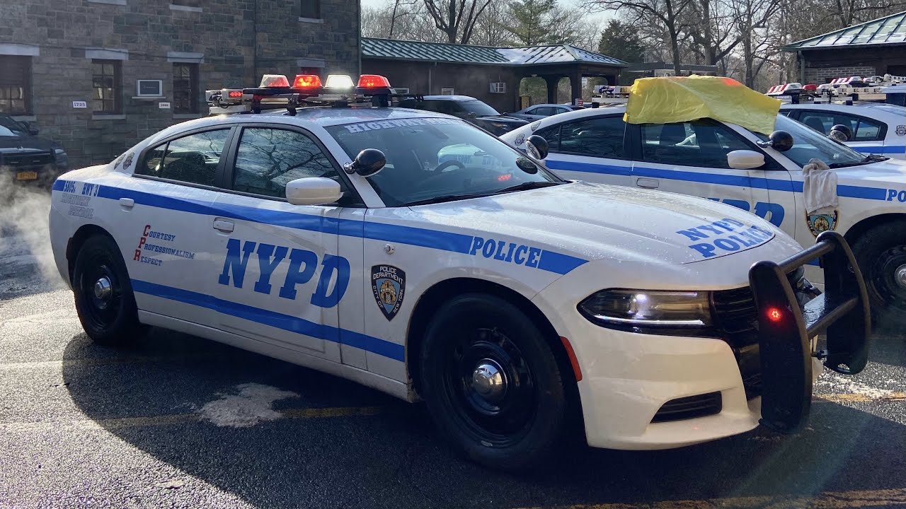 NYPD HWY 3 DODGE CHARGER PURSUIT RMP WALKAROUND, UP CLOSE SHOTS & HI RISERS