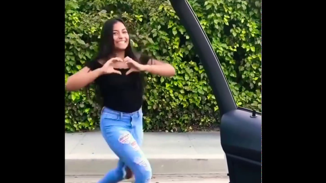 Drake In My Feelings Challenge - Cute Twin Surprise!! (MontoyaTwinz)