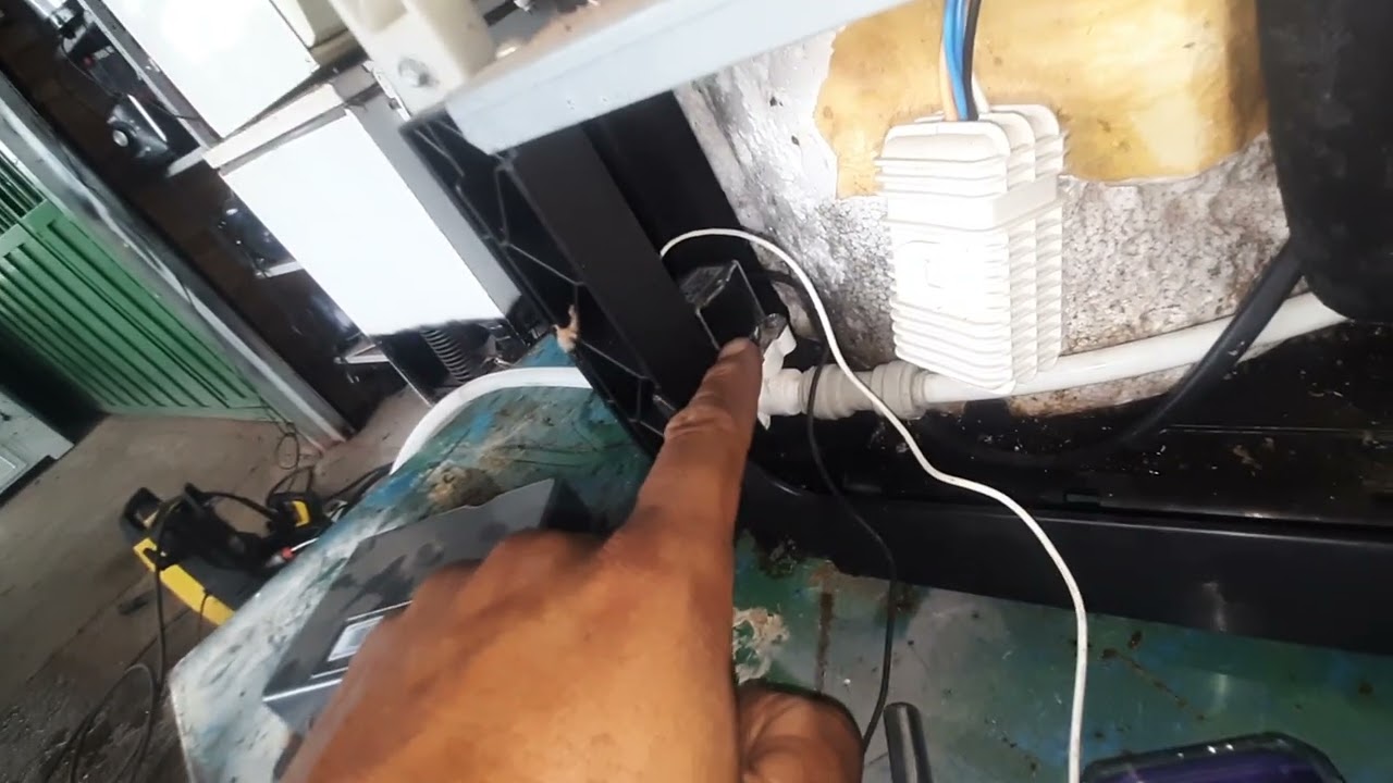 PURIFICADOR BRASTEMP mod.PBP40 NAO SAI ÁGUA.