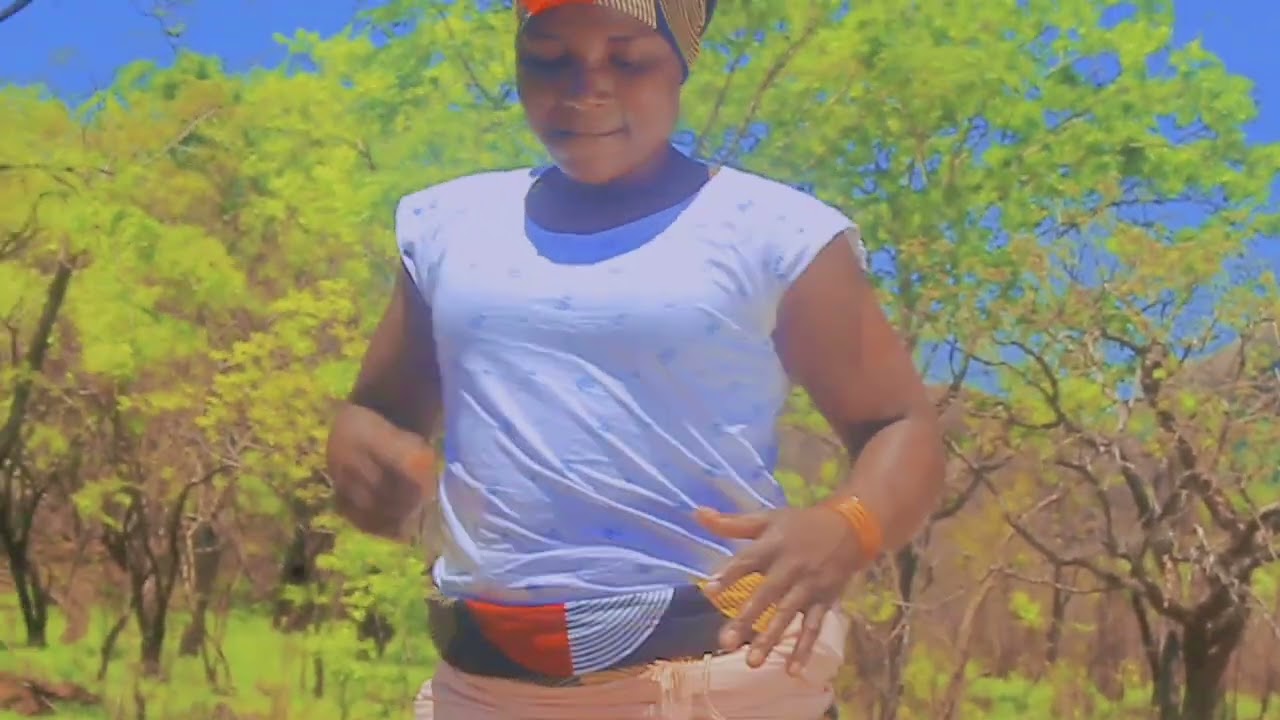 Genua Arraty Ft Dama Nina Natiri Official Rega Films Ao Trabalho 