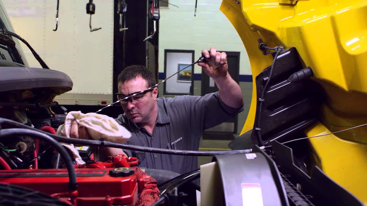 Truck Fleet Maintenance Management & Supervisory Careers at Penske Truck Leasing