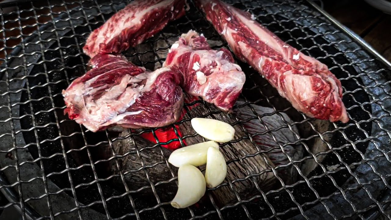 Korean Food - PREMIUM (1++) KOREAN HANWOO BEEF🥩 ASMR