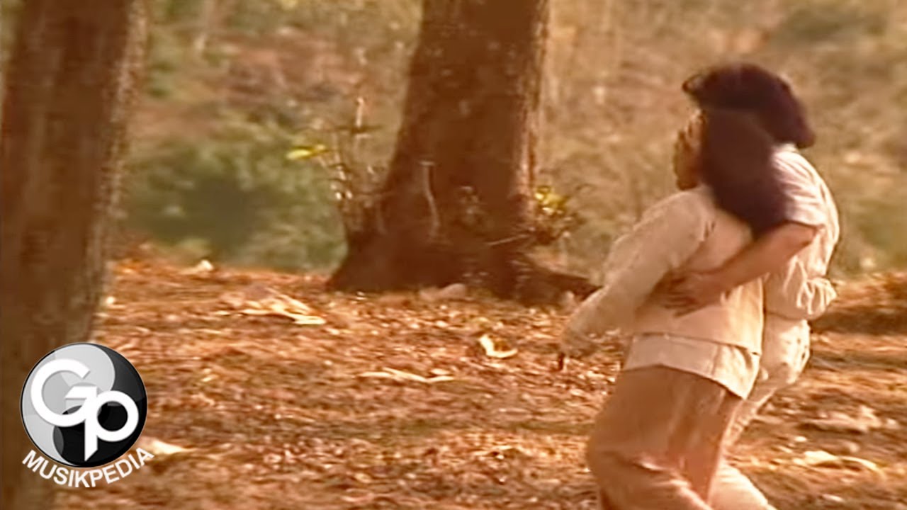 Evie Tamala - Tangis Dan Tawa (Official Music Video)