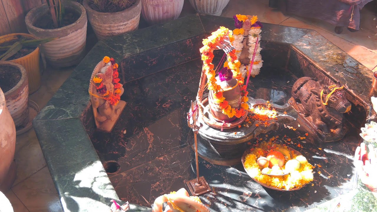 Solah Somvar Puja (Common)14:00