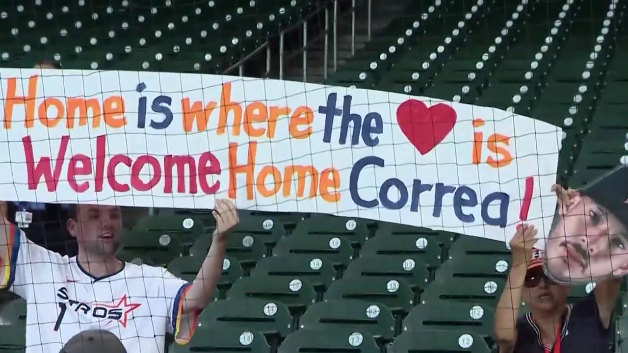 Astros fans welcome Carlos Correa back to Daikin Park!