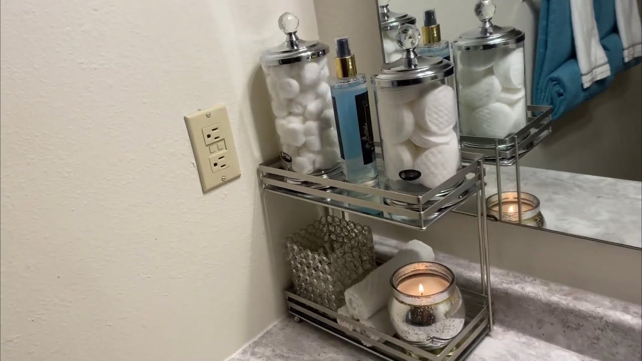 Motivational clean with me (bathroom edition)