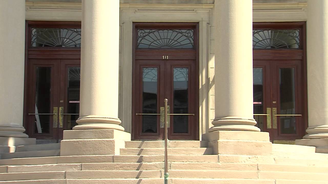 Video #1 - Uptown Somerset Town Trek - Somerset County Courthouse