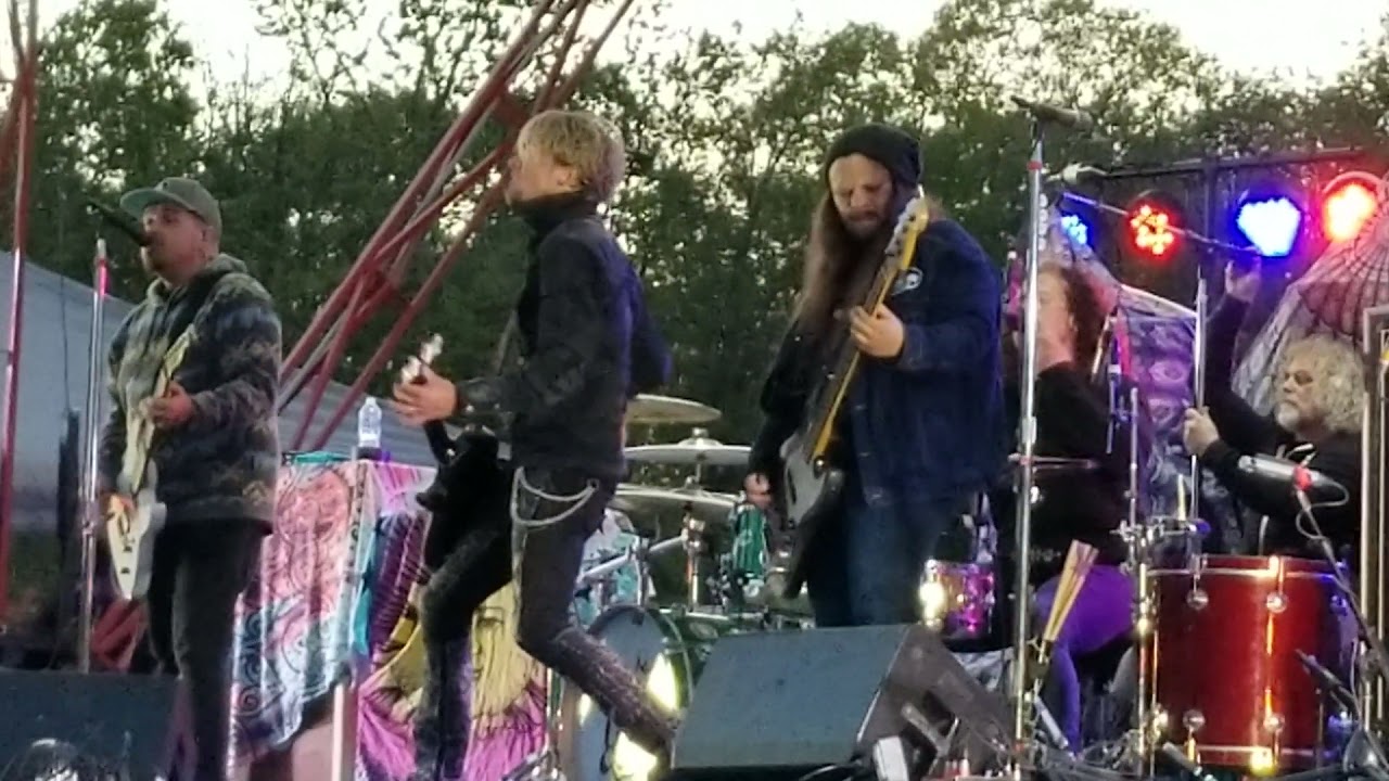 Black Stone Cherry - 