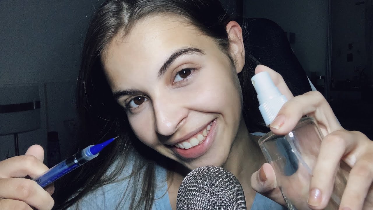 ASMR MÉDICA CLÍNICA GERAL EXAMINANDO VOCÊ (com muitos sons relaxantes)