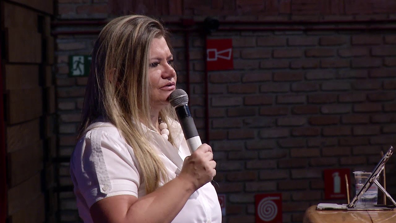 APENAS LOUVE - PRA. PRISCILA SEIXAS