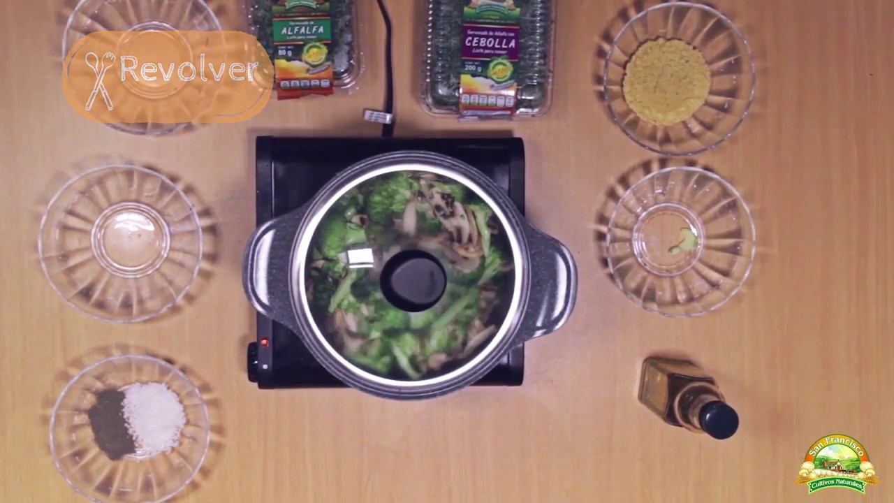 Receta de sopa brocoli con champi&ntilde;ones y germinado de cebolla y alfalfa