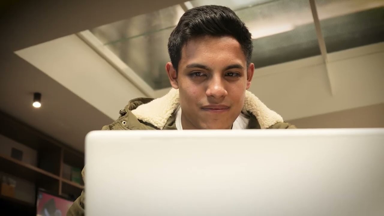ZONA Z | Estudiar a distancia con Inteligencia Artificial en UNIMINUTO