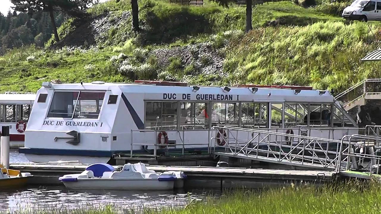 Pleasure Boat Duc De Guerledan I NA 1589F Lac de Guerl&eacute;dan, 22530 Caurel, Brittany France