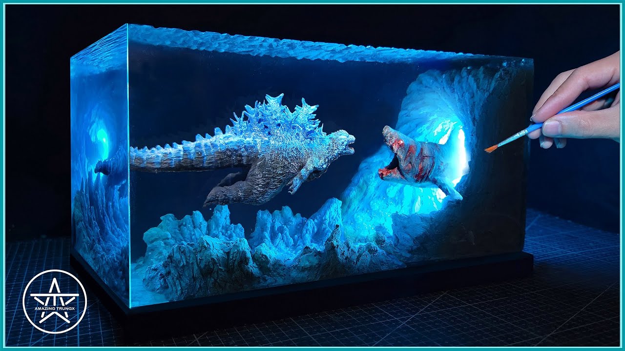 #Godzilla Minus One Takes on Zombie Megalodon in EPIC Battle Diorama!