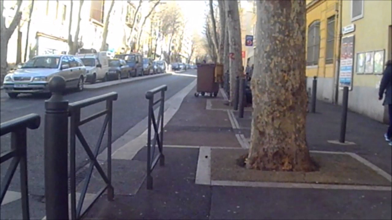 Piste cyclable du boulevard National à Marseille