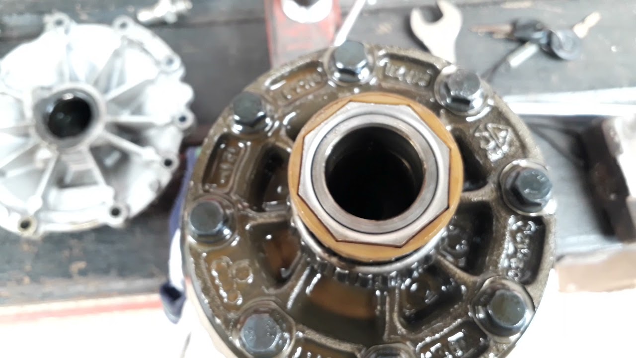 velocímetro do gol não funciona - Troca da engrenagem do pinhão do velocimetro.