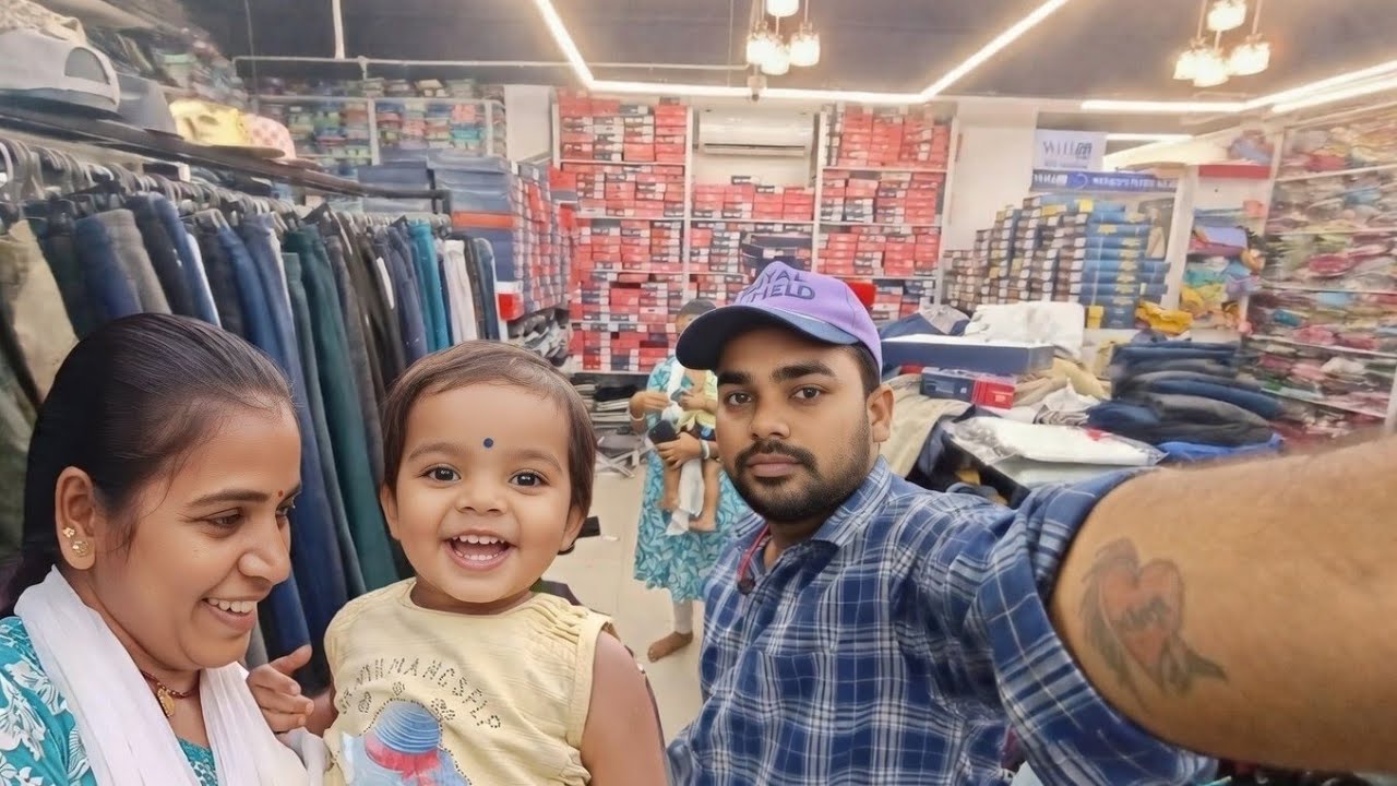 Lachhoo Aagaee shoping karane 😍 Hira Gupta Vlogs 