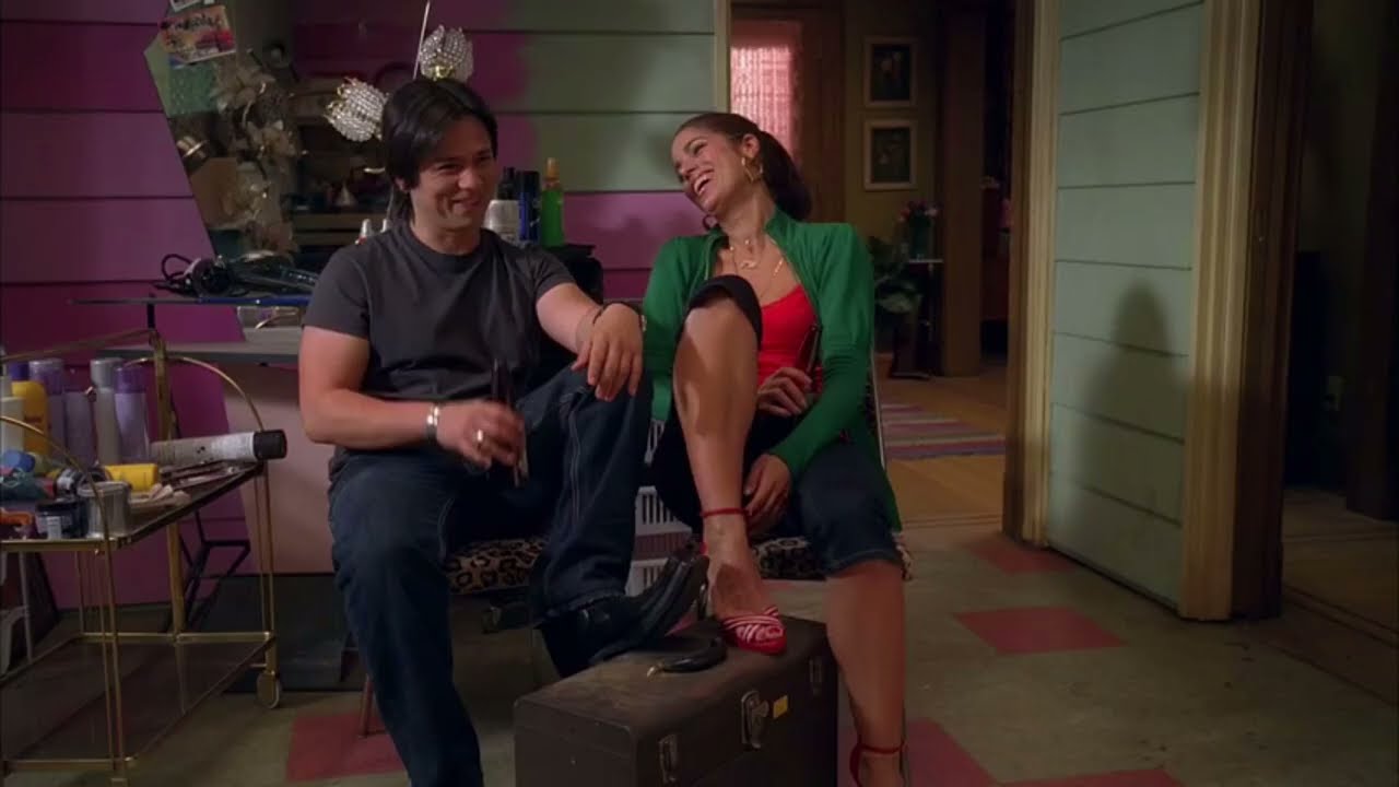 Bananas for Betty - Ugly Betty (2007)