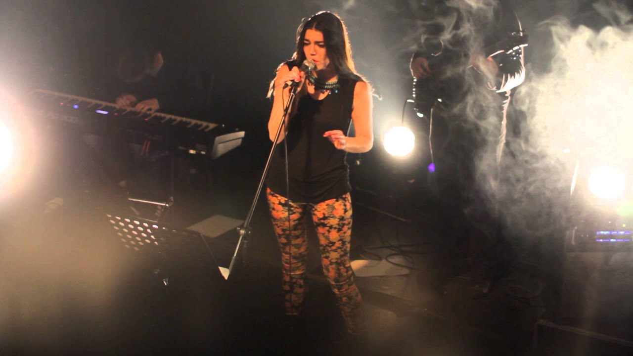 Stavros tou Notou Groove Aloud -  Idolize you. live