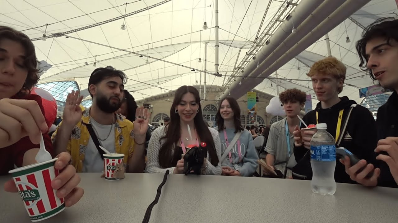 LIFESTEAL SMP IRL STREAM at Twitchcon!