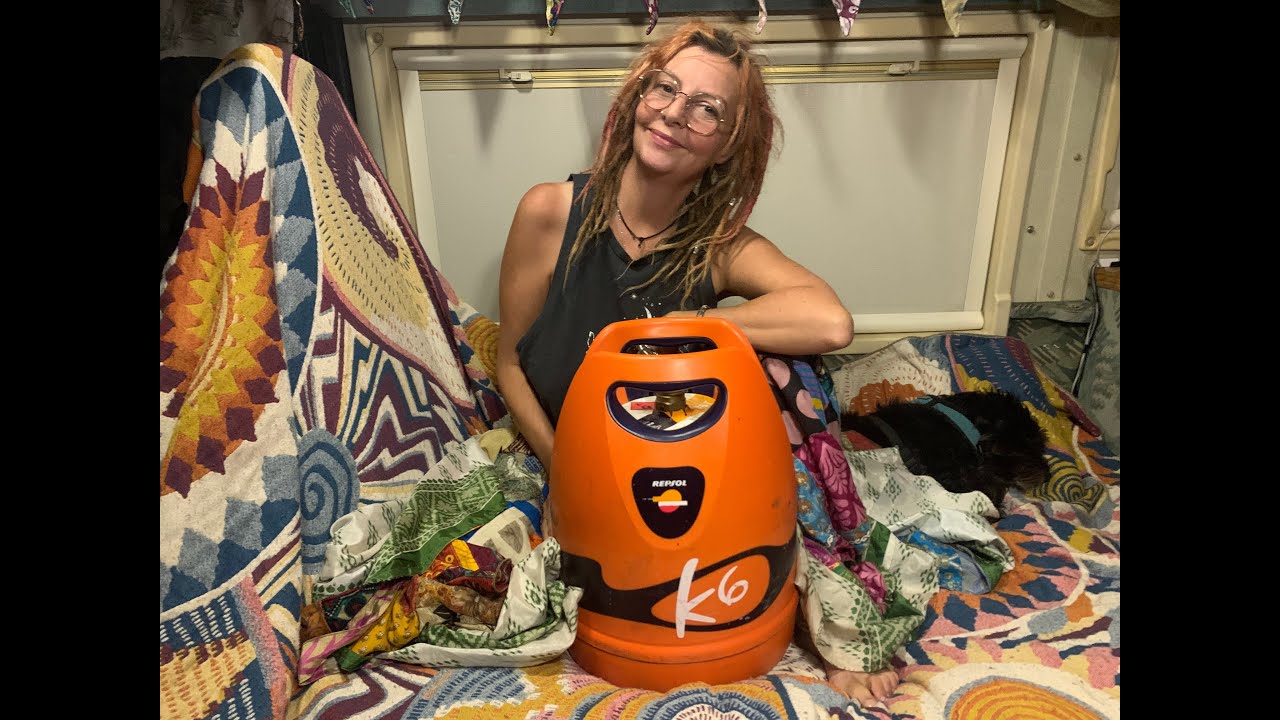 How to buy a Gas Bottle in Spain - BVA VanLife Special: #propane  #butane #campervan