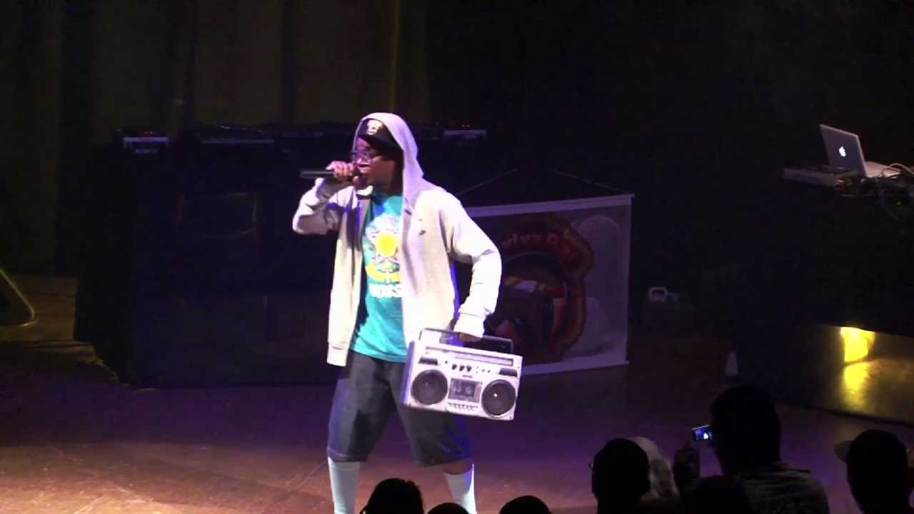 Xis - Us Mano as Mina - Festival Reviva Rap no CCJ