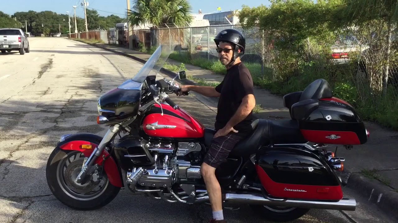 1999 Honda Valkyrie GL1500CF (black) 2381 Fallen Cycles