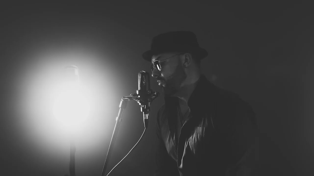 Tomi Smith - Save Tonight(cover) - Liveyu Session