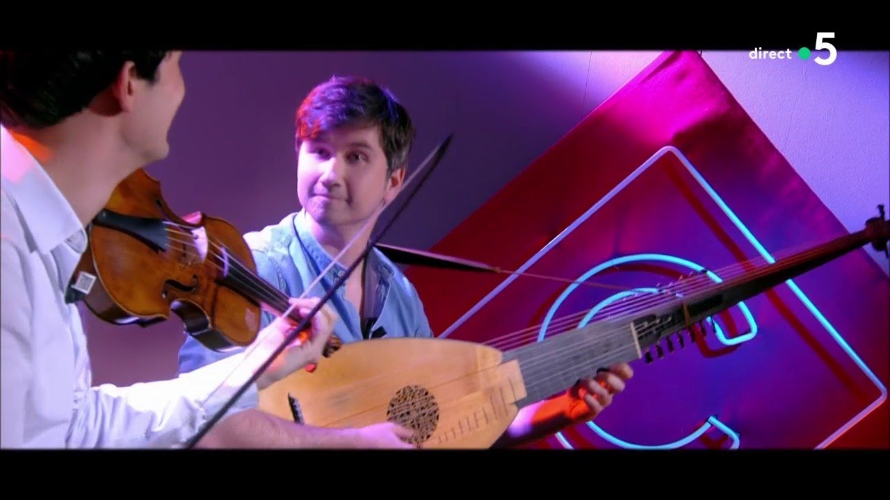 Le live: Théotime Langlois de Swarte & Thomas Dunford «John come and kiss me» - C à Vous -03/03/2021