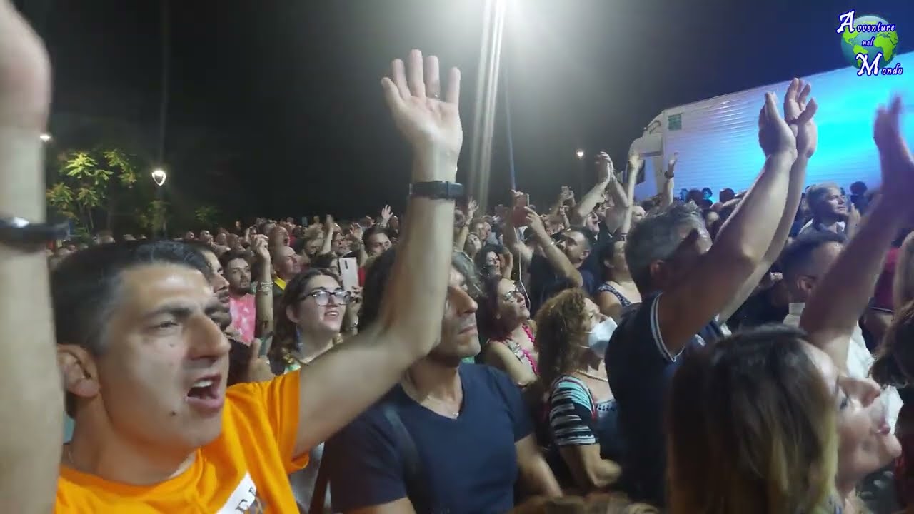 Pupo: le più belle canzoni dal vivo 2022 a Bisignano Gelato al cioccolato Su di noi Cosa farai Forse
