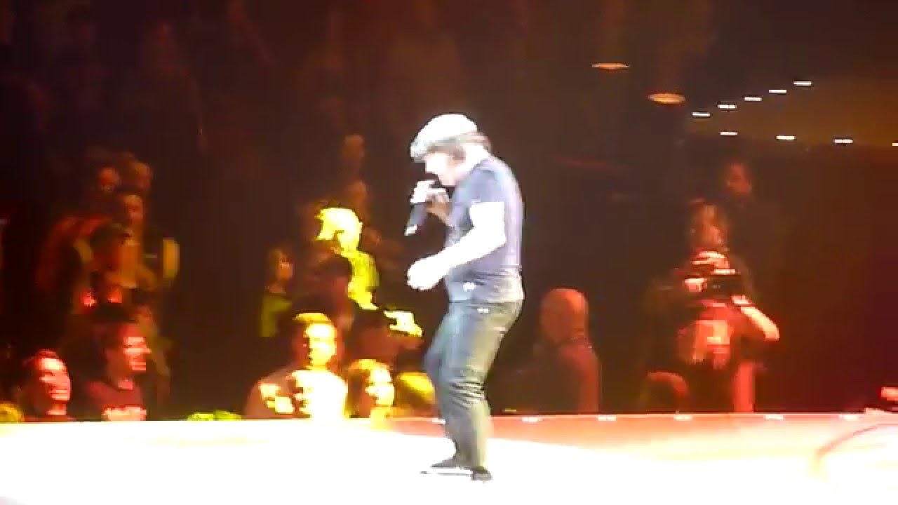 AC/DC - Given The Dog A Bone - Pepsi Center - Denver - 2-8-2016