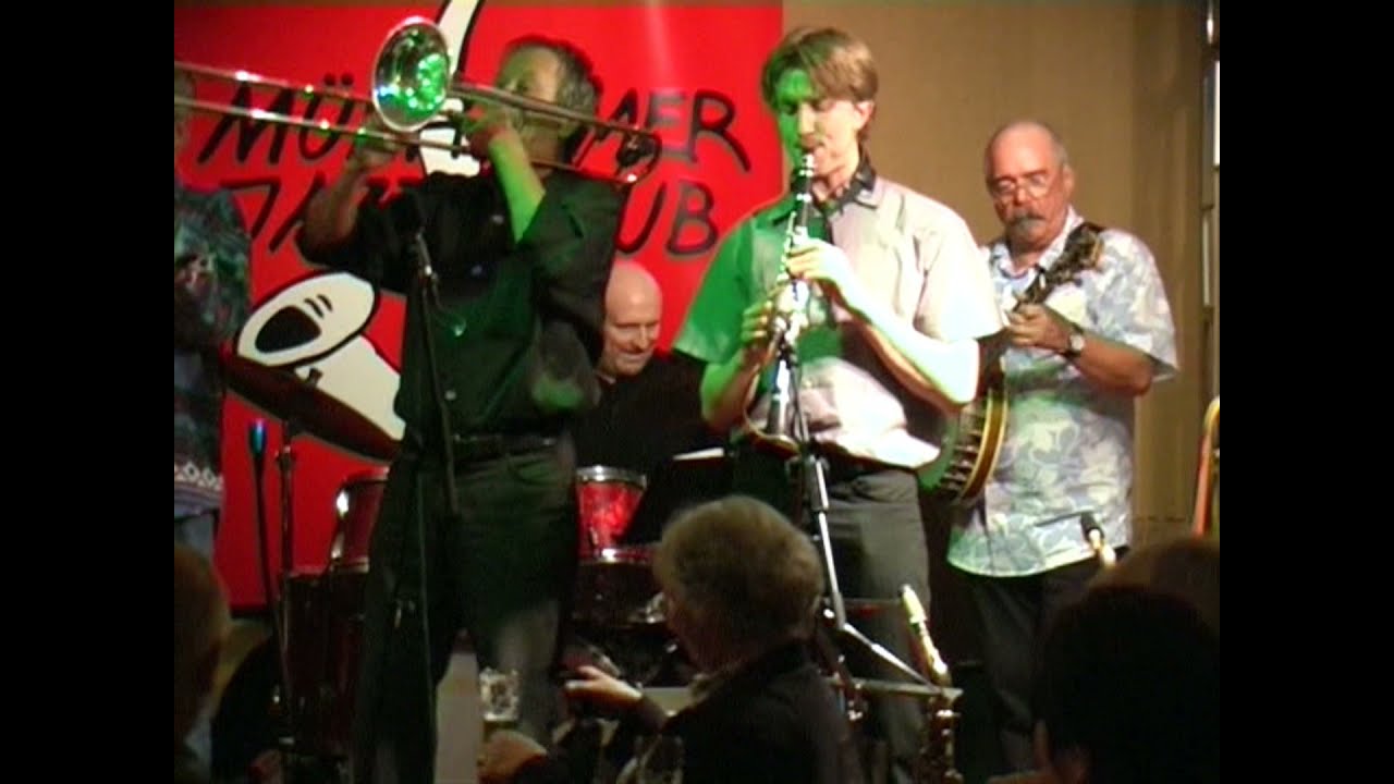 Münster's Old Merry Tale Jazzband plays 