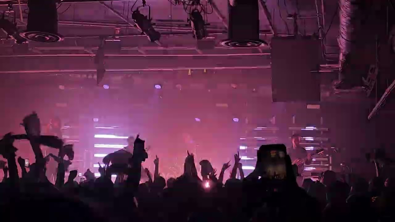Don Broco - T-Shirt Song, live at Baltimore Soundstage 1/20/26