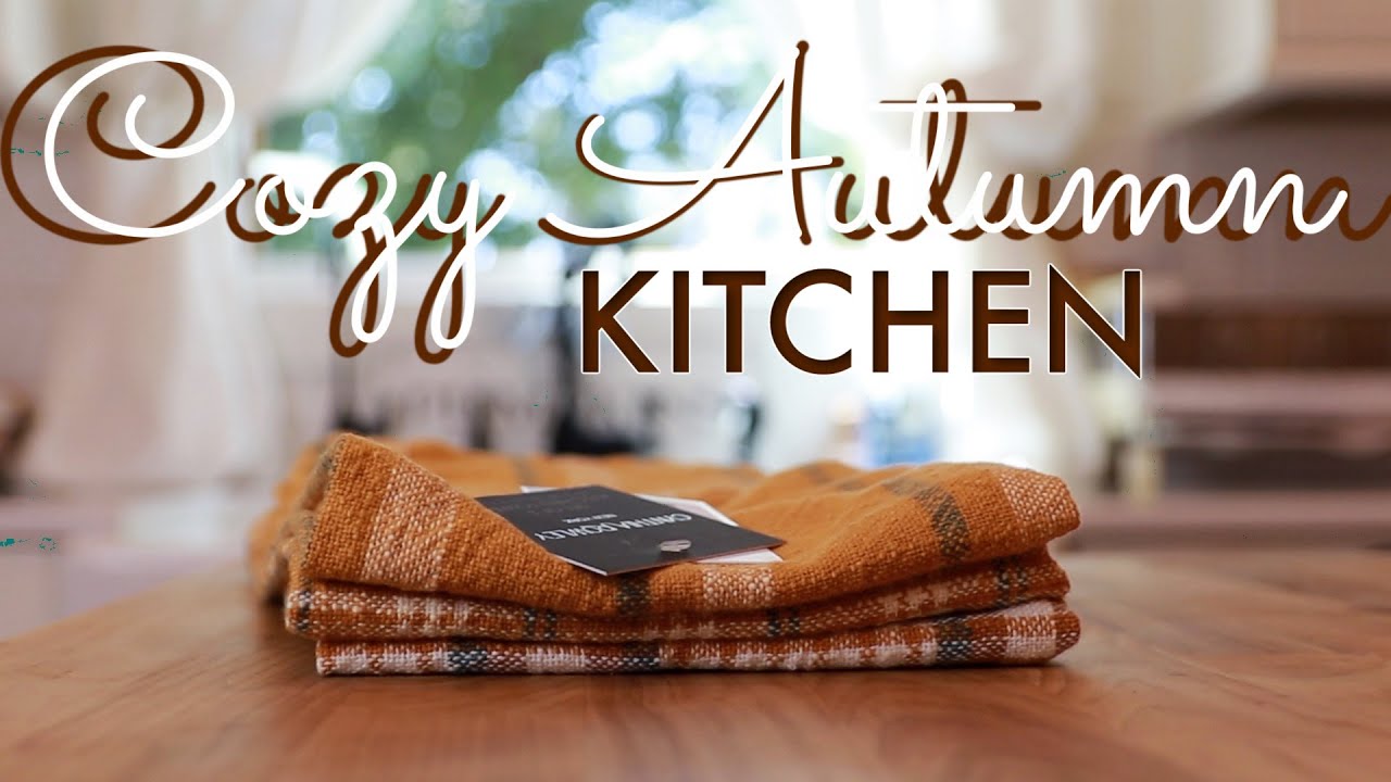 A Cozy Fall Kitchen | Fall Home Decor Ideas for Chilly Autumn Nights | Decorate with Me 2021🍁