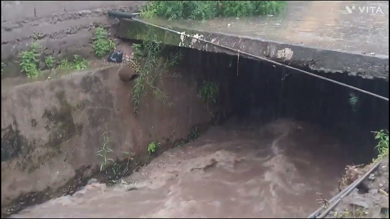 Flood like Situations Near Mohallah Jarnally ward no 17 Poonch city