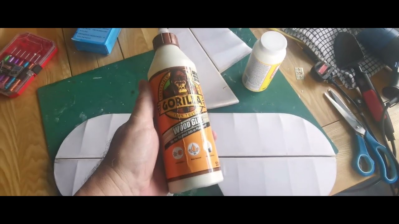 Review of Polyester covering (dress lining) for RC planes.