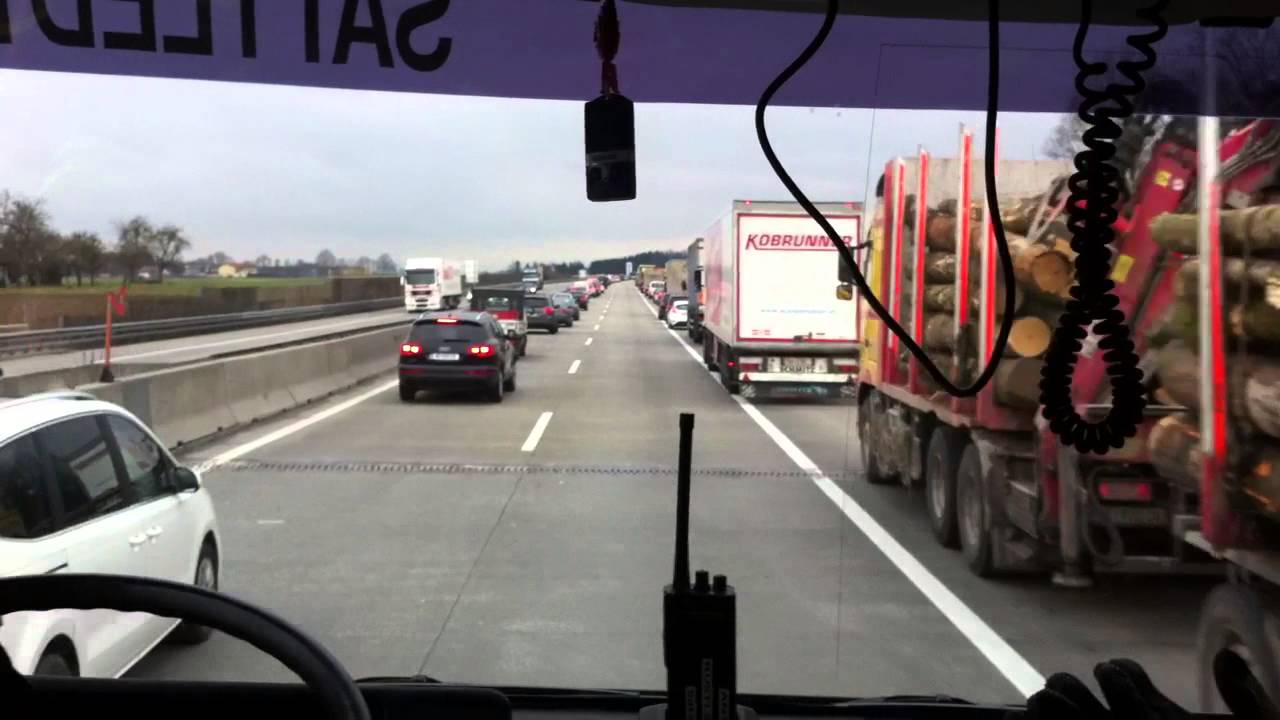 Einsatzfahrt der FF Sattledt